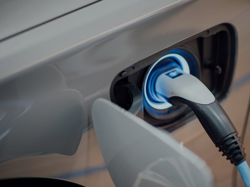 Elektromobilita a nové možnosti elektroniky